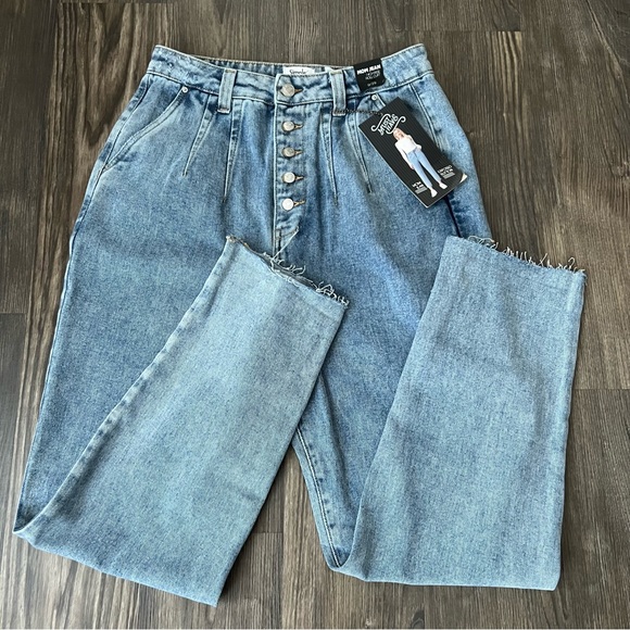 Simple Society NEW Mom Jean Highrise Roll Cuff Button Fly Jeans - Picture 2 of 16